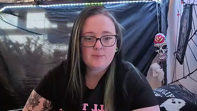 Snapshot of Bunny_Cummings chatting on 02.03.26 Bunny Cummings online show from 02.03.26