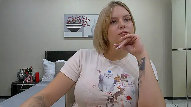 DianeMills online show from 11.26.25