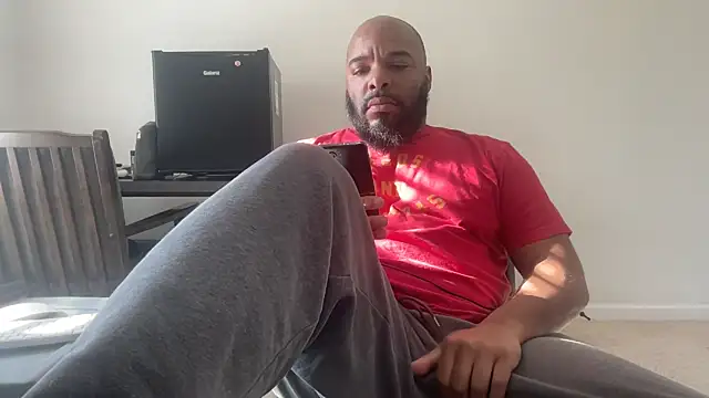 Snapshot of Bbcfun44 chatting on 12.15.25 Bbcfun44 online show from 12.15.25