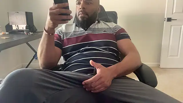 Snapshot of Bbcfun44 chatting on 04.06.26 Bbcfun44 online show from 04.06.26