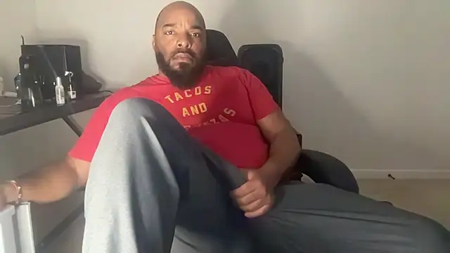 Snapshot of Bbcfun44 chatting on 04.09.26 Bbcfun44 online show from 04.09.26