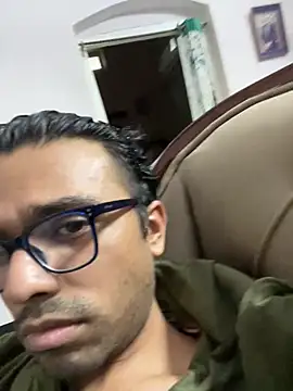 Snapshot of BoyzaraHatke chatting on 07.13.26 BoyzaraHatke online show from 07.13.26