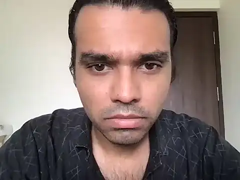 Snapshot of BoyzaraHatke chatting on 08.02.26 BoyzaraHatke online show from 08.02.26