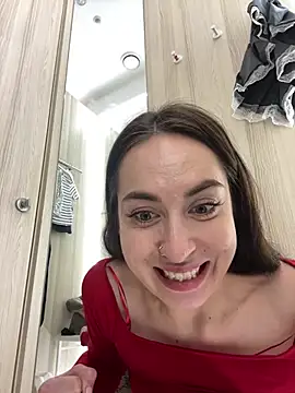 Holly Play online show from 12.13.24