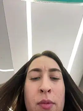 Holly Play online show from 12.30.24