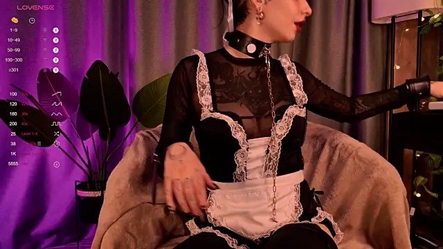 MichaellaMoon online show from 12.16.24