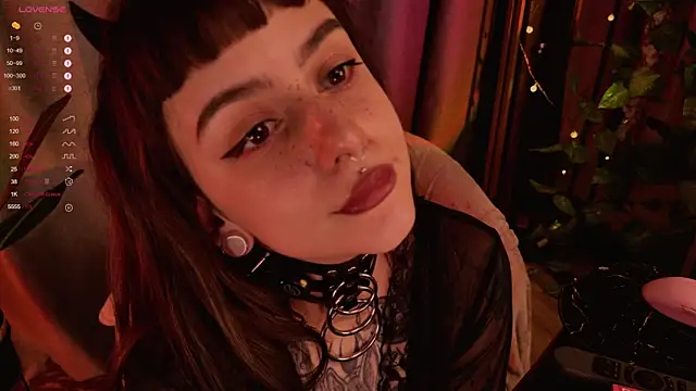 MichaellaMoon online show from 01.24.25