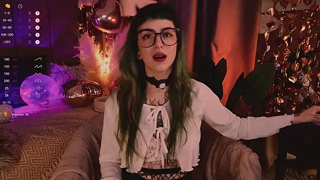 MichaellaMoon online show from 02.14.25