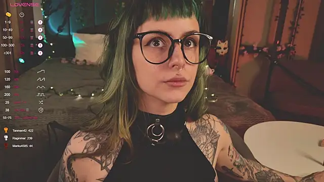 MichaellaMoon online show from 02.19.25