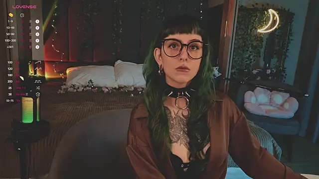 MichaellaMoon online show from 03.07.25