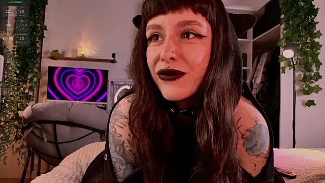 MichaellaMoon online show from 03.26.26