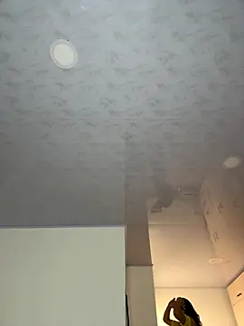 Snapshot of Iris_lee chatting on 10.29.25 Iris lee online show from 10.29.25