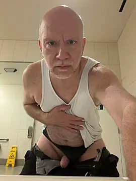 FLSexyGuy online show from 04.10.26