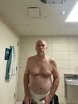 FLSexyGuy online show from 04.26.26