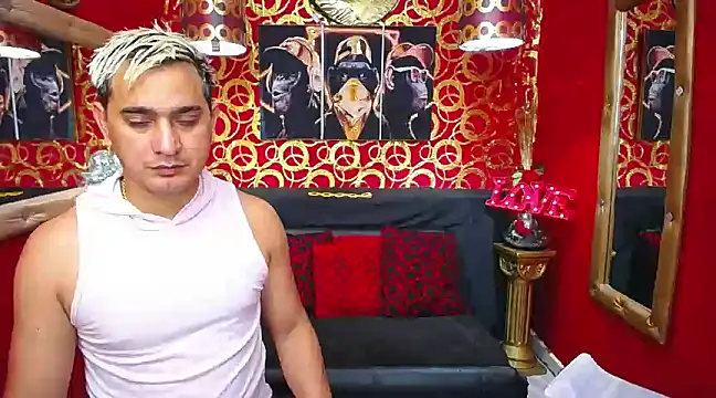 Snapshot of BOYSPEIN chatting on 02.16.25 BOYSPEIN online show from 02.16.25