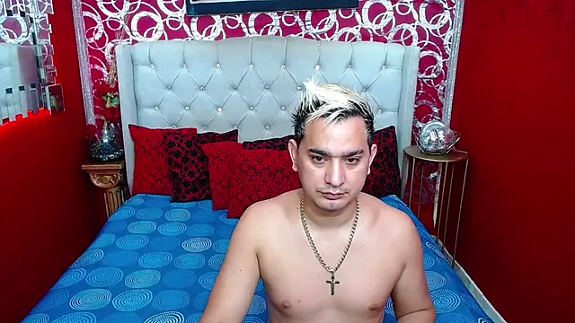 Snapshot of BOYSPEIN chatting on 02.17.25 BOYSPEIN online show from 02.17.25