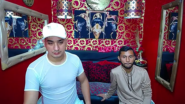 Snapshot of BOYSPEIN chatting on 03.07.25 BOYSPEIN online show from 03.07.25