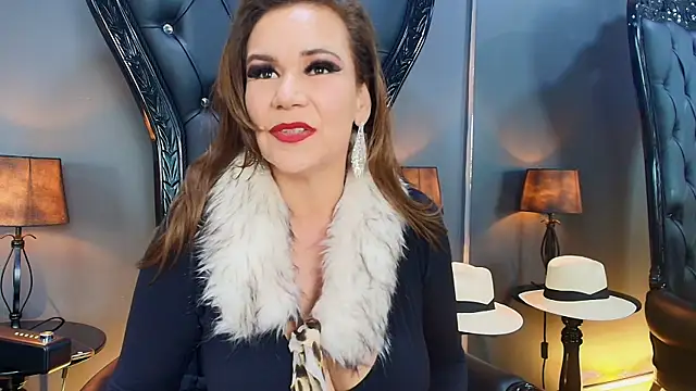 Snapshot of MelaniaKnauss chatting on 03.18.25 MelaniaKnauss online show from 03.18.25