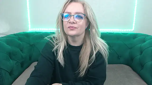 IvanaCharm online show from 03.26.26