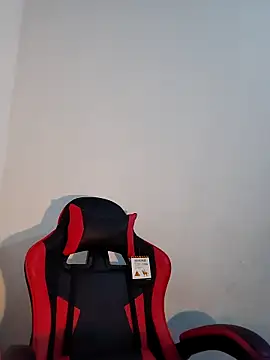 Celeste camila18 online show from 09.08.25