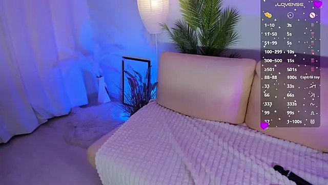 Miss Elia online show from 05.21.26
