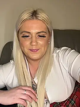 Blondiee3088 online show from 12.05.24