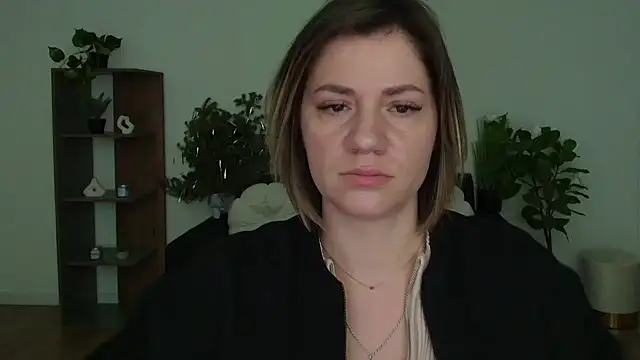 MariaSttone online show from 02.11.25