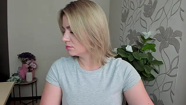 MariaSttone online show from 09.14.25