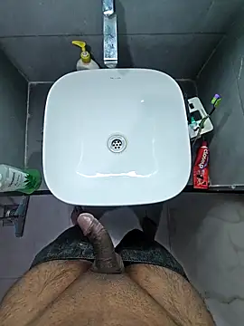 Snapshot of rahulGJ03 chatting on 12.17.25 rahulGJ03 online show from 12.17.25