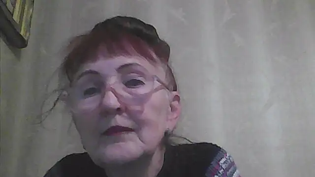 TanyaSweet634 online show from 10.10.25