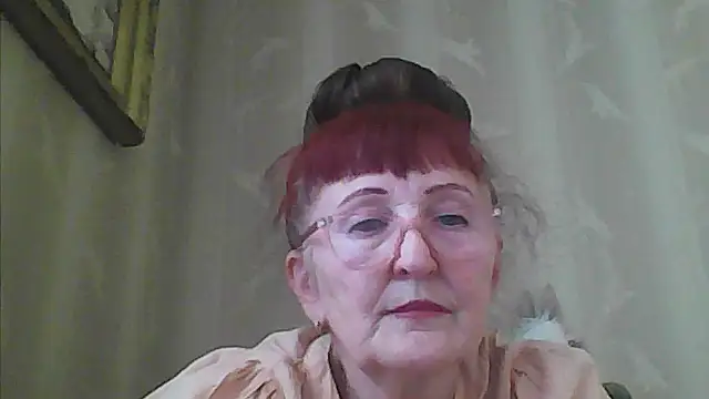 Snapshot of TanyaSweet634 chatting on 06.10.26 TanyaSweet634 online show from 06.10.26