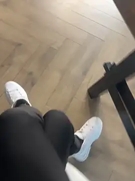 FeetVibe online show from 11.05.25