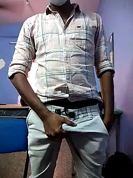 Snapshot of Tamilandteluguboy14 chatting on 01.24.25 Tamilandteluguboy14 online show from 01.24.25