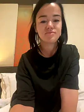 English-Chloe96 online show from 11.15.25