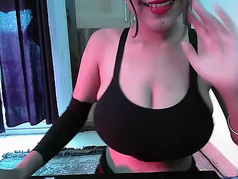 Official queen online show from 04.04.26