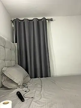 prettiepearl online show from 01.10.26