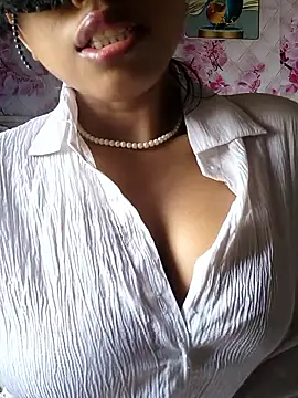 Snapshot of sandy_naughty chatting on 02.02.26 sandy naughty online show from 02.02.26