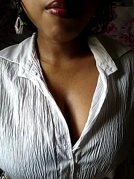 Snapshot of sandy_naughty chatting on 02.05.26 sandy naughty online show from 02.05.26