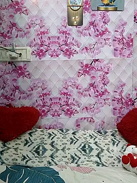 Snapshot of sandy_naughty chatting on 02.18.26 sandy naughty online show from 02.18.26