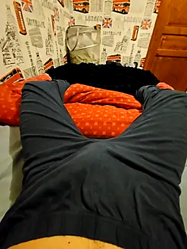 Snapshot of Azerty0911 chatting on 11.27.25 Azerty0911 online show from 11.27.25