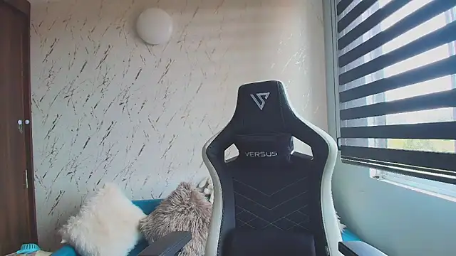 Lauri  fit online show from 05.27.26