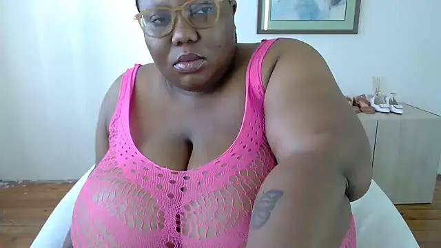 DAIRYBELLELIZxx online show from 10.25.25