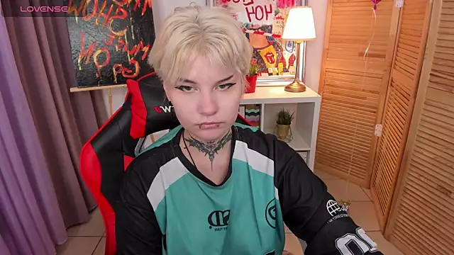 mekurisu online show from 03.10.25