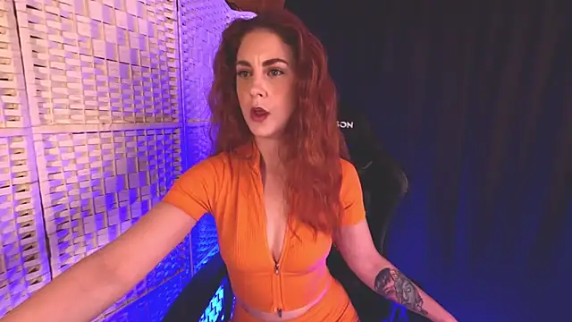 KayleyxEmily online show from 02.24.25