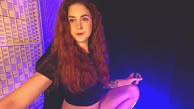 KayleyxEmily online show from 02.26.25