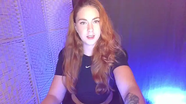 KayleyxEmily online show from 11.26.25