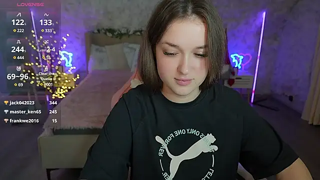DonnaLustt online show from 01.11.25