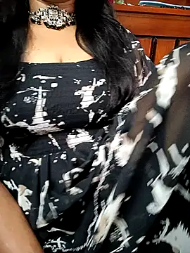 Snapshot of amala_ss chatting on 01.19.25 amala ss online show from 01.19.25