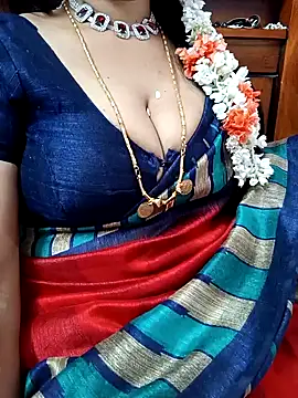 Snapshot of amala_ss chatting on 02.01.25 amala ss online show from 02.01.25