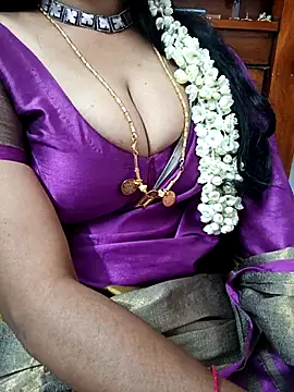 Snapshot of amala_ss chatting on 03.07.25 amala ss online show from 03.07.25